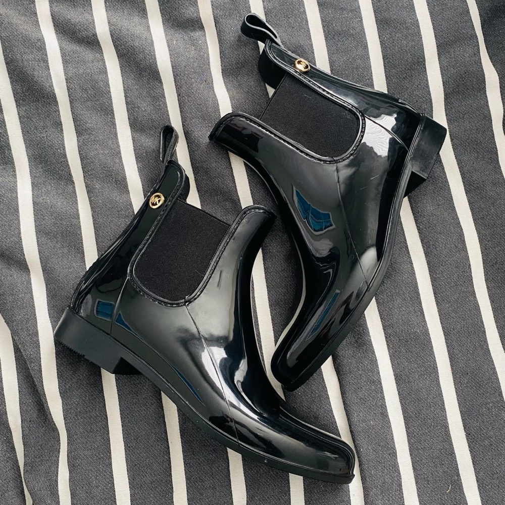 Michael Michael Kors MK Charm Rain Boots
